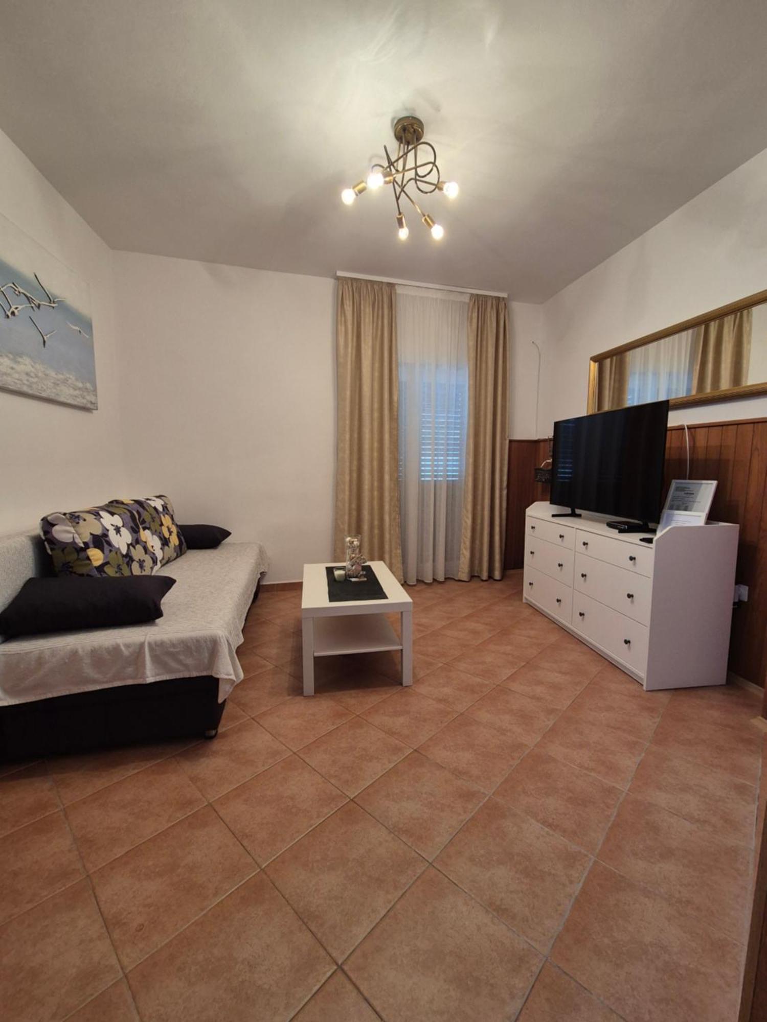 Apartman Smoljic 4+2 Primošten Стая снимка